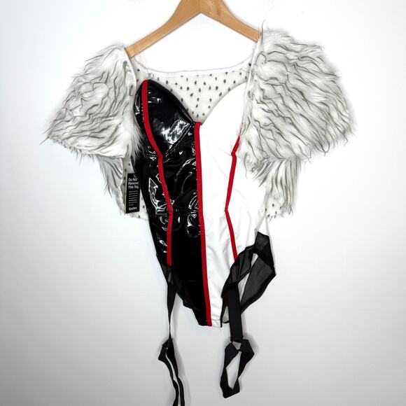 Tipsy Elves Cruella De Ville Dalmatian Diva Halloween Costume Size Small New - Picture 2 of 12